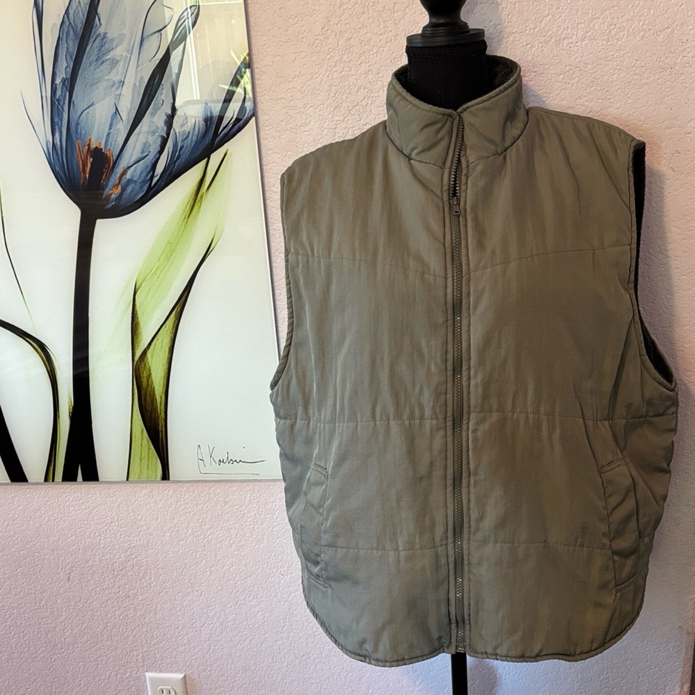 Natural Life men’s vest size XL